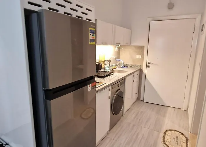 Appartement New In Avenue On Mamsha -private Beach&pool Hurghada
