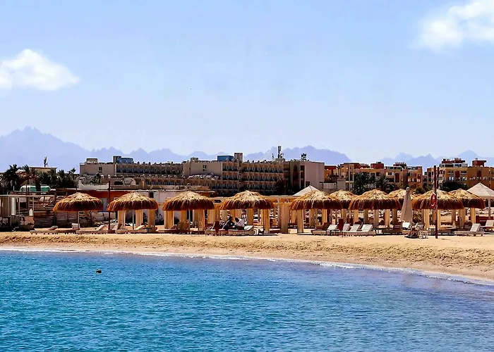 Appartement New In Avenue On Mamsha -private Beach&pool Hurghada