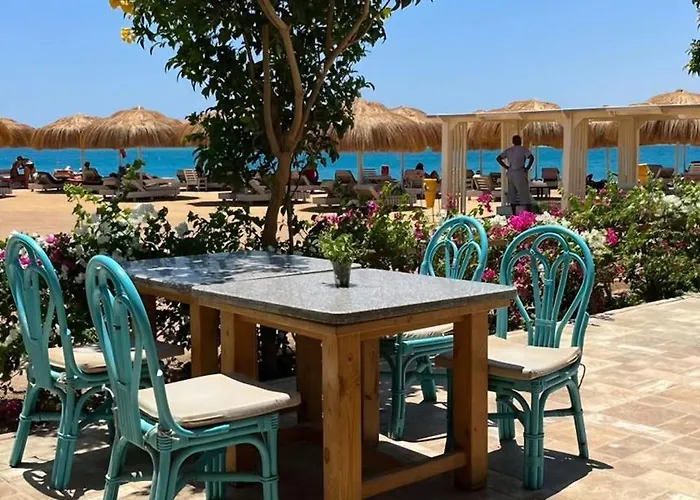 New In Avenue On Mamsha -private Beach&pool